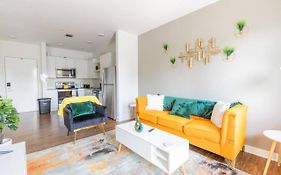 Modern Upscale 1Br Fountain Square